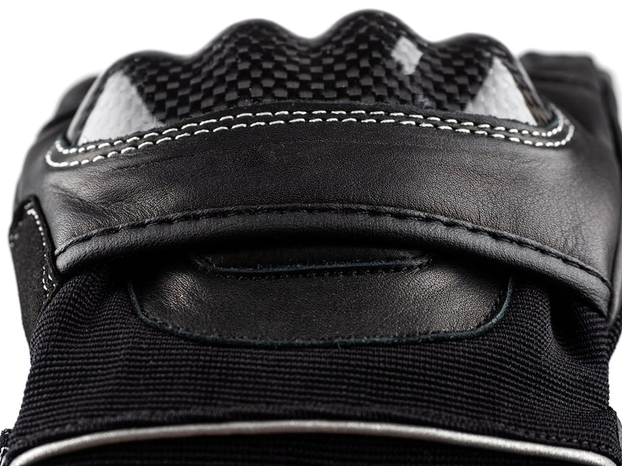 CORELLI MG CARBON RACER MOTORCYCLE GLOVES, CLOSE-UP PHOTO